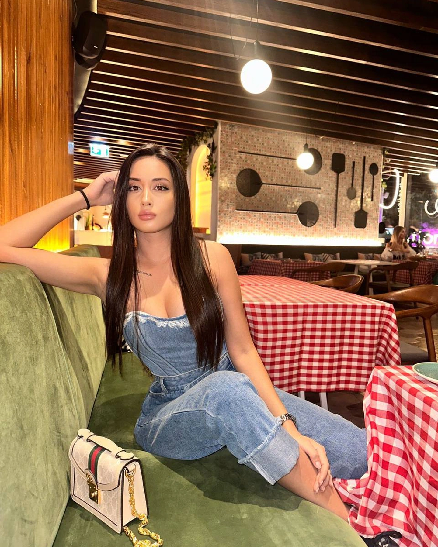 Arina Pearl
